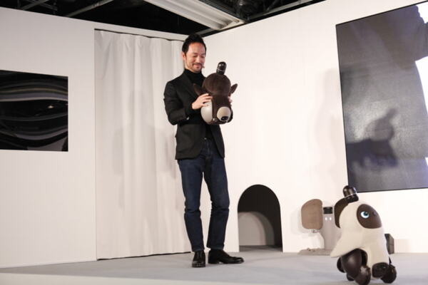 【柔らかくて温かい】話題のGROOVE Xの家族型ロボット「LOVOT」を体験してきた！こだわりの技術まとめ