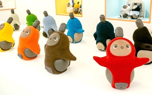 「あれに似ている」 GROOVE Xの家族型ロボット「LOVOT」を見た人々の感想