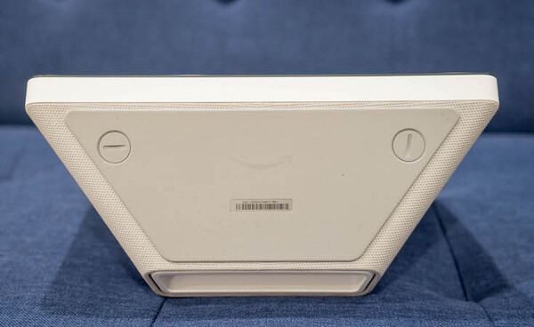 Amazon Echo Show（第2世代）用「角度調節スタンド」レビュー