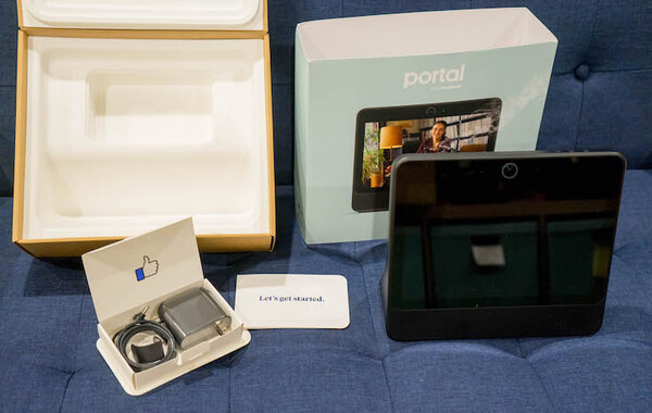 FBのスマートデバイス「Facebook Portal」 開封の儀！ Alexaと独自AIアシスタントを搭載