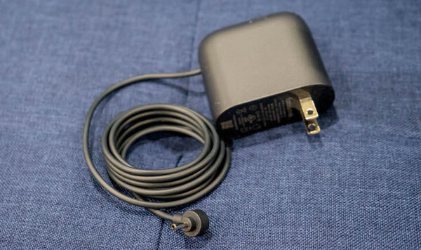 FBのスマートデバイス「Facebook Portal」 開封の儀！ Alexaと独自AIアシスタントを搭載