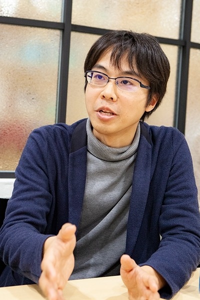 次世代ゴムはロボットの皮膚や筋肉になる　感じて動くゴム「e-Rubber」豊田合成・慶應大が共同開発、ロボデックスで展示へ