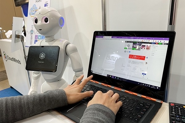 クラウドマインズが提案する「未来の自動販売機」、ロボデックスで展示！ロボット普及のため最先端サーボも発表