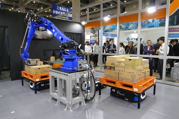 ロボットを知能化するコントローラーから完全無人倉庫設計コンサルまで　MUJIN滝野氏がロボデックスで講演