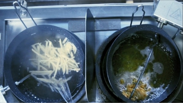 中国の最新ロボットレストラン、オープン51日目で来店者3万5千人を突破！ 調理から配膳までを自動化