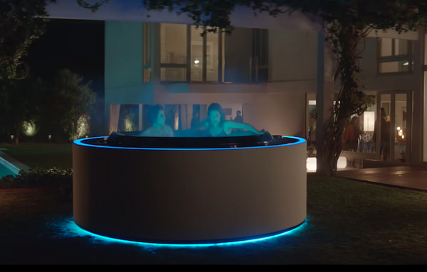 Alexaを組み込んだ「失敗作」とは？ Amazonのスーパーボウル予告CMが面白い