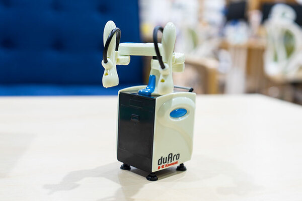 カワサキの革新的な双腕スカラロボット「duAro」の完成品モデルを3名様に【ロボスタプレゼント】
