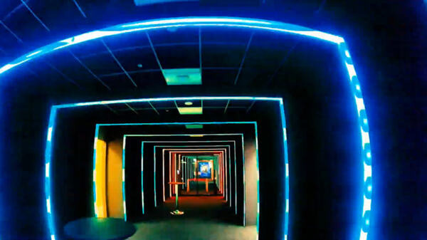 コワーキングが一晩限りのサーキットに！ WTWが「トンネルトウキョウ」でドローンレースを開催へ