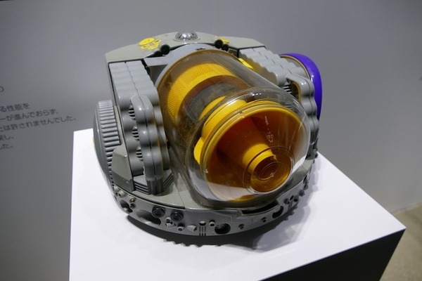 ダイソン、Dyson360 Heuristを発売　「ヒューリスティック・ラーニング」で部屋に適応、継続的に機能向上できるプラットフォームを目指す