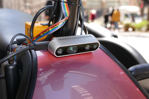 東京・丸の内エリアでテムザック「RODEM」を使った公道実証実験　3月18日から22日までの５日間