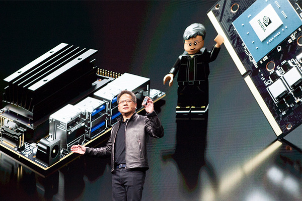【GTC2019基調講演】NVIDIAの自律ロボット「Kaya」はJetson Nano搭載、Isaacで開発！Amazon AWSとJetsonの連携も発表