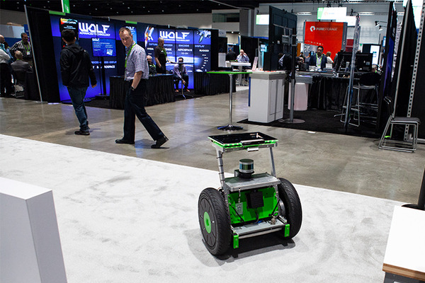 【GTC 2019】NVIDIAの小型ロボット「Kaya」が可愛い！展示会場で出会ったJetson搭載の自律ロボットたち　巨大な農業用ロボットも