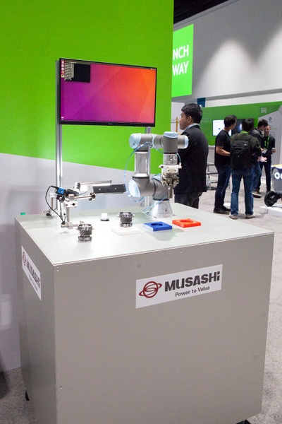 【GTC 2019】NVIDIAの小型ロボット「Kaya」が可愛い！展示会場で出会ったJetson搭載の自律ロボットたち　巨大な農業用ロボットも