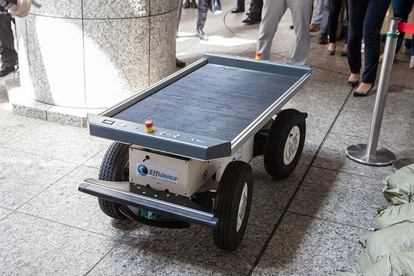 「AI×ロボットはどこまで人間の代わりになるか」～清掃・警備・運搬・物流・会話ロボットの現在と未来～「AI/SUM 2019」のパネル討論