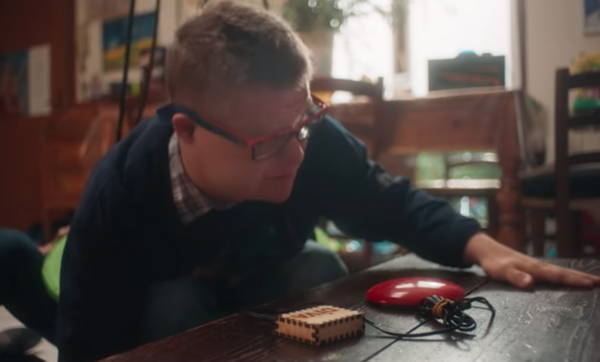 障がいのある人たち向けにGoogleアシスタントを使いやすくする「Project DIVA」の取り組み