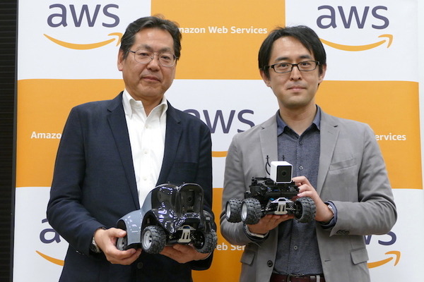 AWS、自律レーシングカーで強化学習を学ぶ「AWS DeepRacer」実機を日本初お披露目　大日本印刷が採用、社内レースを定期実施