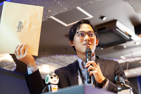 「ロボホン３周年記念オーナーズイベント」参加レポート！ロボホンランチ、ロボホン開発秘話、今後予定の新機能など見どころ満載