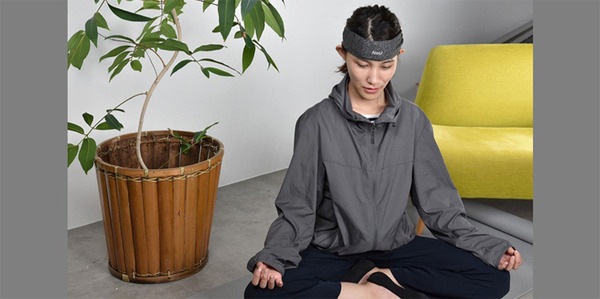 脳活動センサーとスマホアプリ「BrainMeter」発売、脳活動を手軽に測定！脳トレの川島教授と日立HTの技術を結集