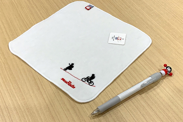 村田製作所のチアリーディング部ボールペンとミニタオルハンカチを10名様に【ロボスタプレゼント】