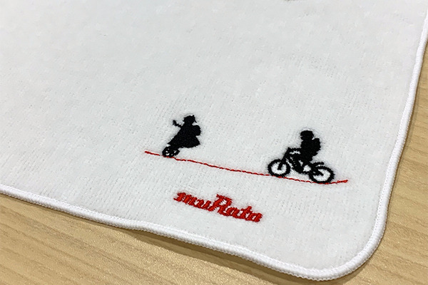 村田製作所のチアリーディング部ボールペンとミニタオルハンカチを10名様に【ロボスタプレゼント】