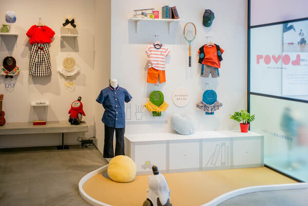 GROOVE Xとファミリアがコラボ！「LOVOT×familiar～発見！あたらしいかぞくとはじまるくらし展～」フォトレポート！