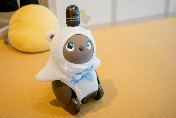 GROOVE Xとファミリアがコラボ！「LOVOT×familiar～発見！あたらしいかぞくとはじまるくらし展～」フォトレポート！