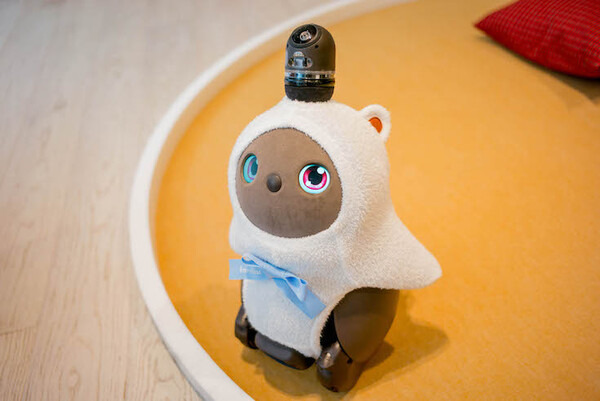 GROOVE Xとファミリアがコラボ！「LOVOT×familiar～発見！あたらしいかぞくとはじまるくらし展～」フォトレポート！