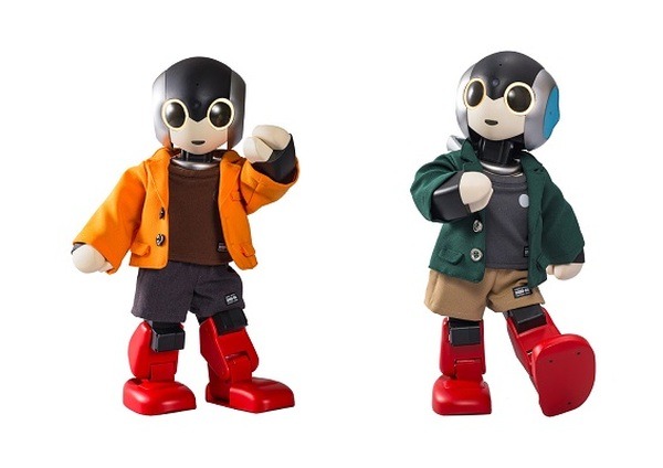 Robi公式ウェア秋冬コレクション、先着各100着セットで発売　ジャケットスタイルとフーディスタイルの４種類　ロボユニから