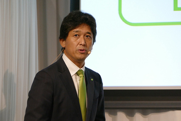 iRobot、「ブラーバジェットm6」を日本市場に投入　ルンバi7と連携する床拭きロボット