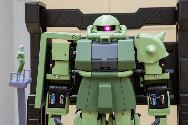 ガンダムの世界観と動くザクで楽しく学ぶSTEM教材バンダイ「ジオニックテクニクス」が奨学生を募集　新しい動画/画像も公開