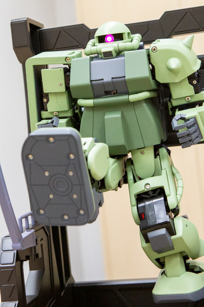 ガンダムの世界観と動くザクで楽しく学ぶSTEM教材バンダイ「ジオニックテクニクス」が奨学生を募集　新しい動画/画像も公開
