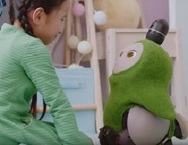 家族型ロボット「LOVOT」九州初上陸！バーニーズニューヨーク福岡店で『MEET LOVOT』開催