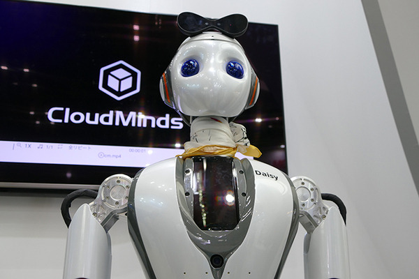 人型、警備、清掃ロボットなどを展開するクラウドマインズ社が日本に上陸　自動化・省人化ロボット展
