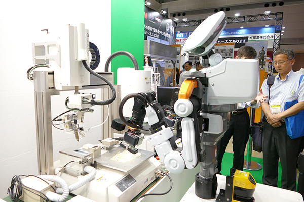 人型、警備、清掃ロボットなどを展開するクラウドマインズ社が日本に上陸　自動化・省人化ロボット展