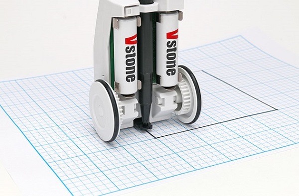 ヴイストンが学習用図形描画ロボット「ナノローバー 」発表！東大、埼玉大、千葉工大らと開発、数式からグラフ描画