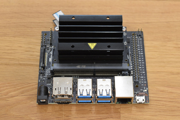 NVIDIAが「Jetson Nano」搭載のAIレースカー「JetRacer」情報を公開！NVIDIA担当者に聞く、Jetson最新情報やTPUとの比較