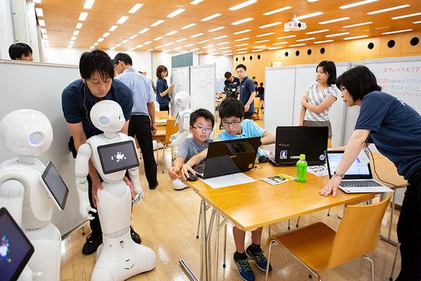 ロボットの国際競技大会「WRS 2020」ジュニアのトライアル大会開催　小学生女子チームも参加！競技ルールや採点方法は?