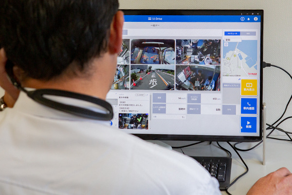 進化した自動運転バスが江の島で実証実験！信号協調と自動右折、バス停での正着制御など、最新技術と見どころを解説　小田急やSBドライブら