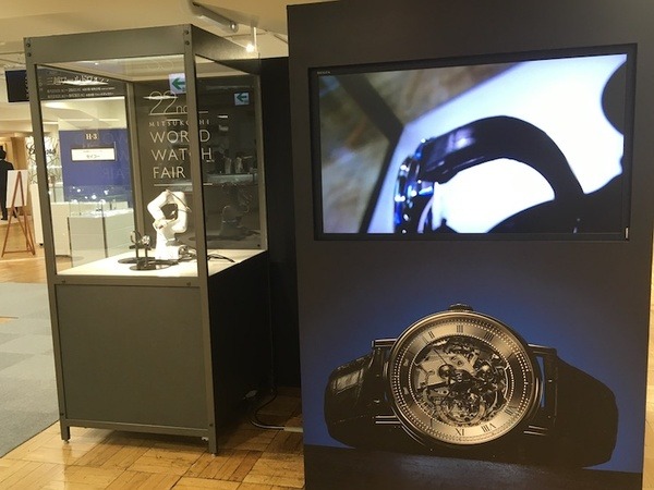 アーム型の人協働ロボット「COBOTTA」が三越ワールドウォッチフェアでライブデモンストレーションを披露