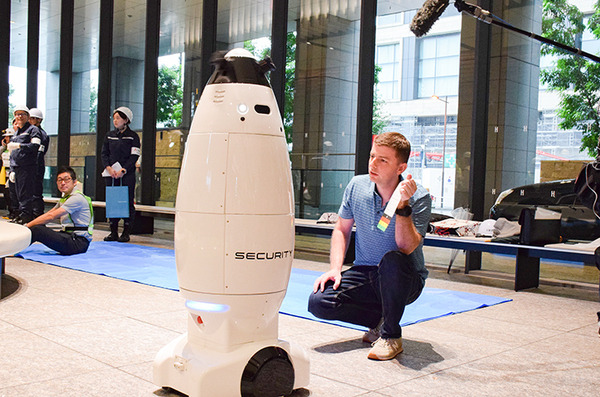 三菱地所が警備ロボット「SQ-2」やVR防災車を総合防災訓練で活用！