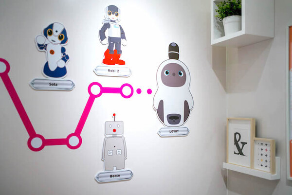 【フォトレポート】9月4日、新宿髙島屋ロボティクススタジオに「LOVOTストア」オープン！