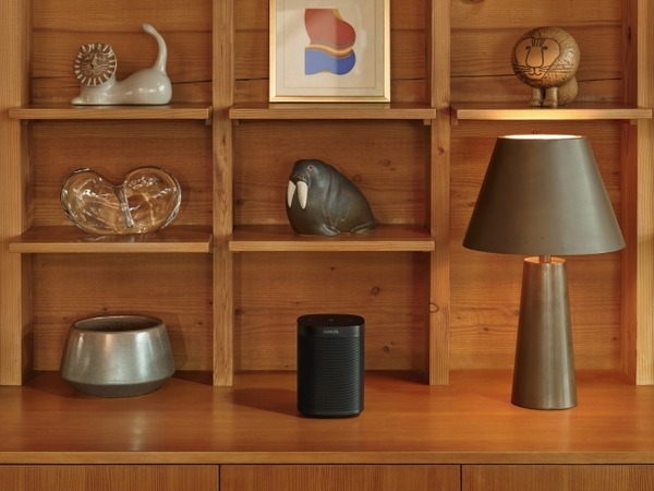 Sonosが室外対応のモバイルスマートスピーカー「Sonos Move」を発表! AlexaとGoogleアシスタントに両対応