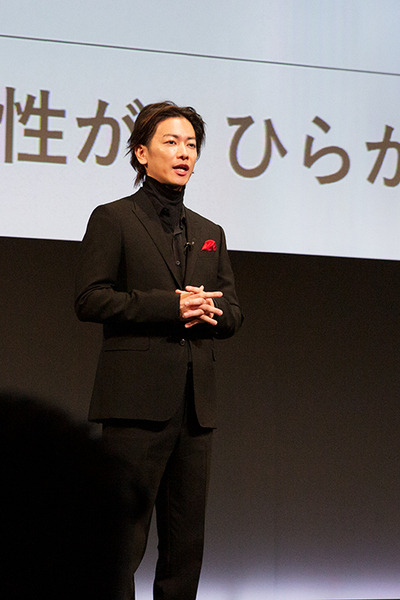 【速報】ドコモが「5Gプレサービス」を9月20日からスタート！佐藤健さんが5Gをプレ体験「5Gが日常に近づいている」