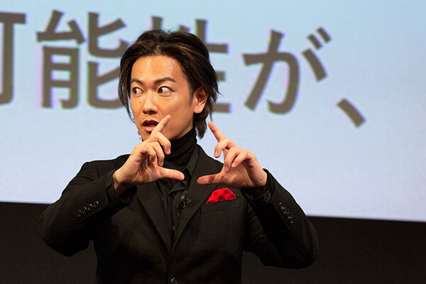 【速報】ドコモが「5Gプレサービス」を9月20日からスタート！佐藤健さんが5Gをプレ体験「5Gが日常に近づいている」