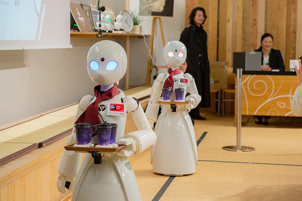 【速報】遠隔操作ロボットが接客する「分身ロボットカフェ DAWN ver. β 2.0」2019年もオープン！外出困難な方たちに社会参加の道を切り拓く
