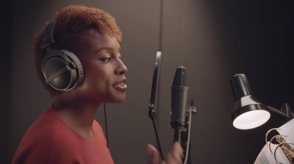 米国のGoogleアシスタント、イッサ・レイの声が選択可能に！