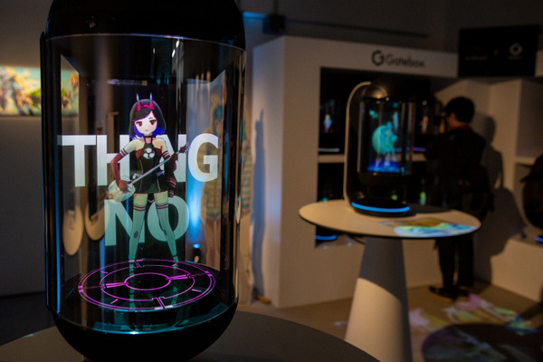 【速報】キャラクター召喚装置「Gatebox」正式発売！多数のキャラを召喚できるクリエイター参加型の「Gatebox Video」も発表