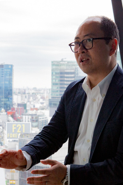 【ロボコレ2019】スペシャル対談「ロボユニ」×「SHIBUYA QWS」総勢80体のロボットによるファッションショーの意義と見どころ