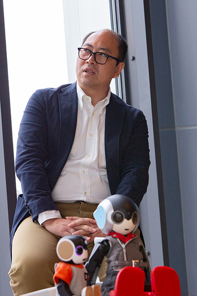 【ロボコレ2019】スペシャル対談「ロボユニ」×「SHIBUYA QWS」総勢80体のロボットによるファッションショーの意義と見どころ