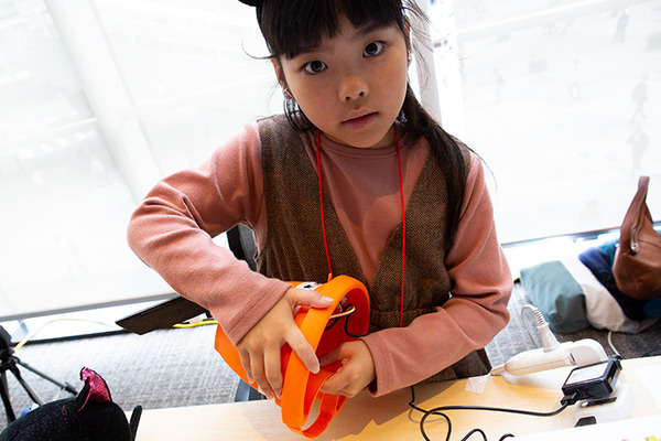 小学生が作った「未来のゴミ箱」は自律走行＆機械学習でゴミ分別　IoTセンサーで外の環境を検知！JJPC 全国小中学生プログラミング大会レポート